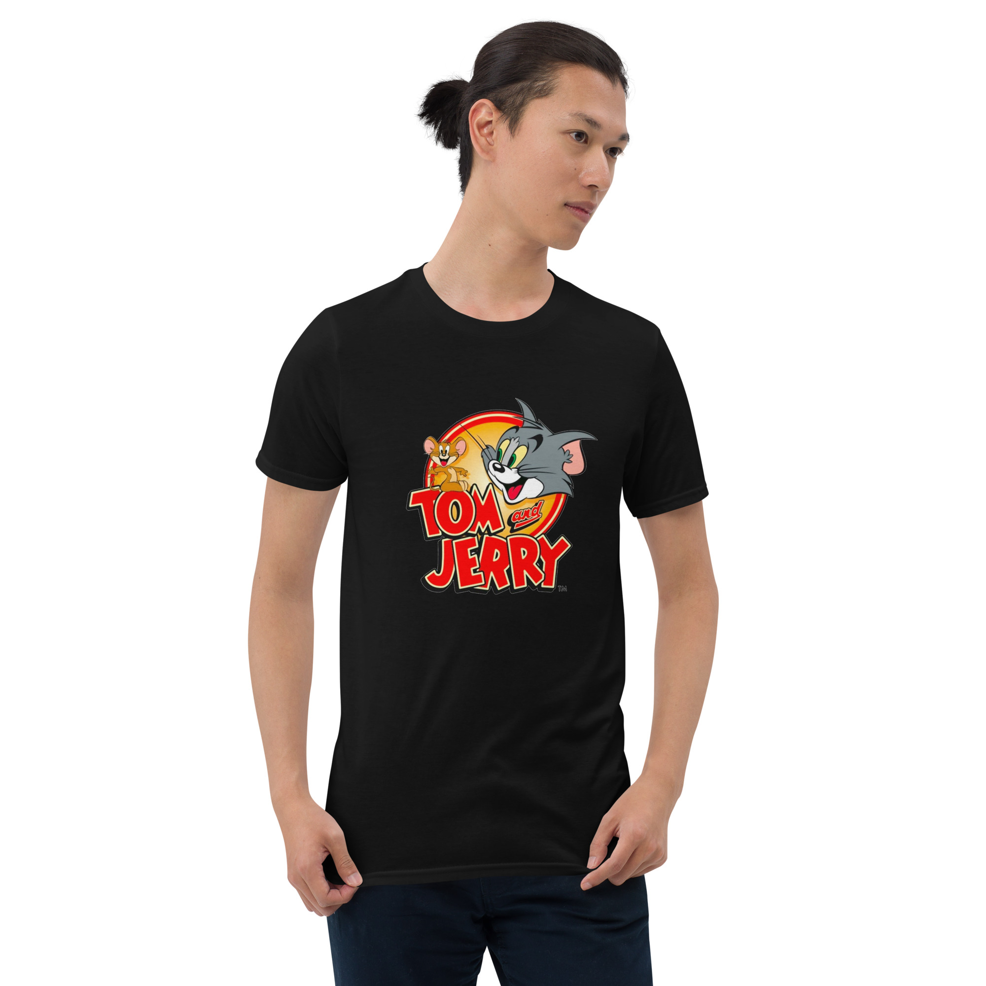 Camiseta Tom e Jerry - Logo e Personagens